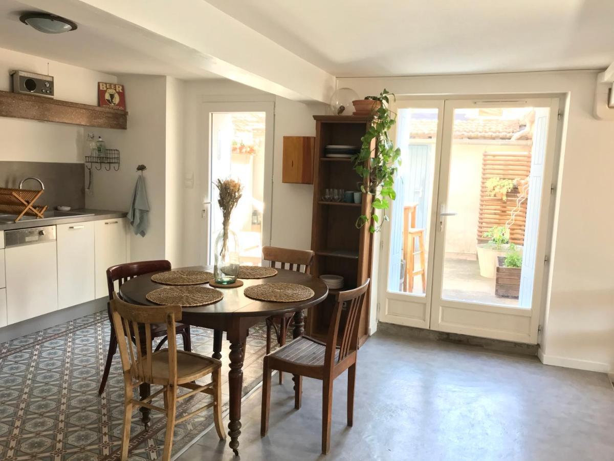 Appartement Climatise Avec Terrasse カルカソンヌ エクステリア 写真